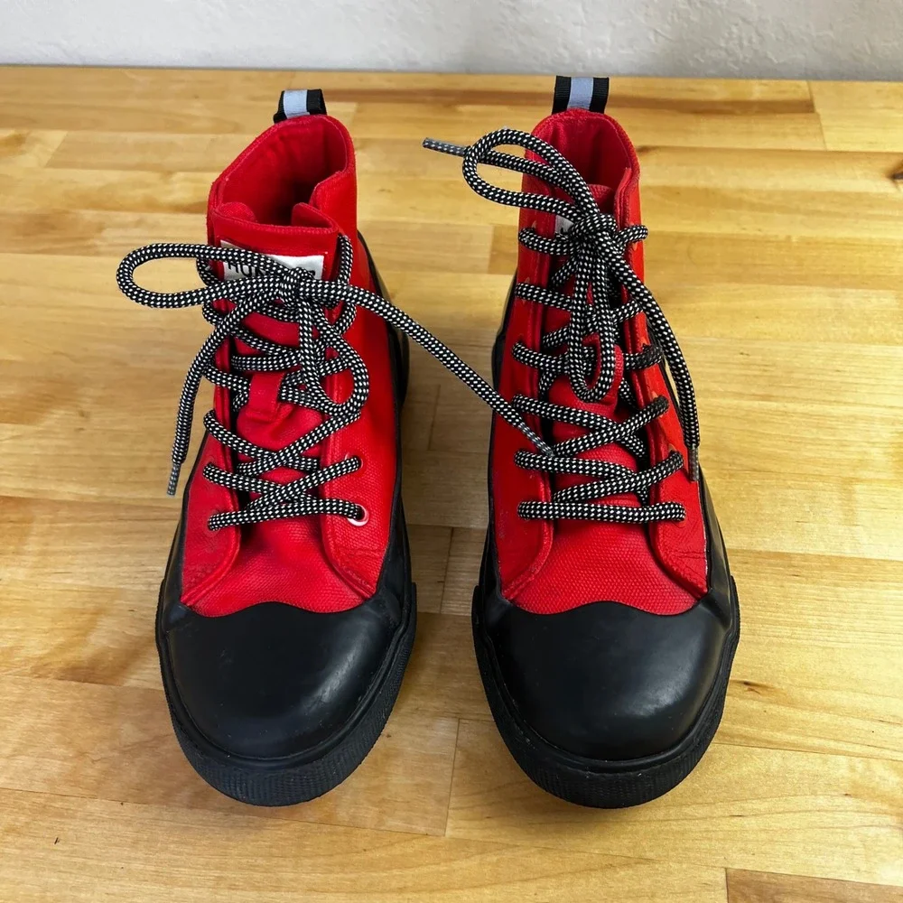 Hunter‎ for Target Sneakers High Top Canvas Rubber Dipped Red Kids Size 2